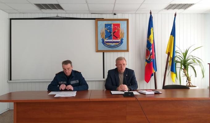 Відбулися збори керівного складу районної ланки територіальної підсистеми єдиної державної системи цивільного захисту Луганської області.
