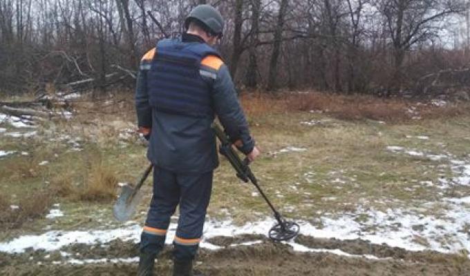 Піротехніками на Луганщині вилучено чотири одиниці вибухонебезпечних предметів 