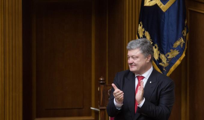 Це перемога України – Президент про ухвалення Закону про антикорупційний суд
