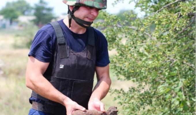 Піротехніками на Луганщині вилучено 82 одиниці вибухонебезпечних предметів 