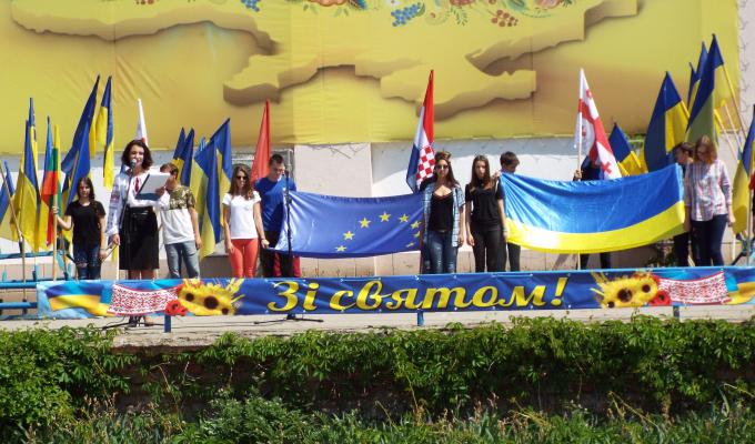 Вишиванка — символ Батьківщини, дзеркало народної душі!