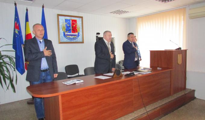 20 листопада 2017 року голова Станично-Луганської райдержадміністрації Юрій Золкін прийняв участь в засіданні 18 сесії Станично-Луганської районної ради VII скликання
