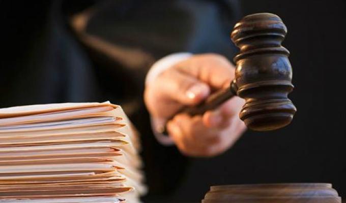 За скоєння розбою у Станично-Луганському районі чоловік постане перед судом