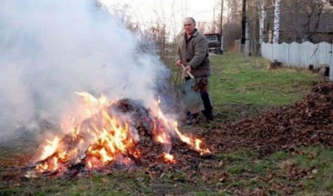 Перш ніж палити листя – добре подумай 