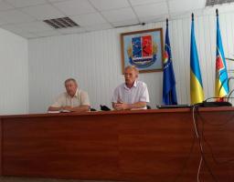 Під головуванням голови Станично-Луганської райдержадміністрації Юрія Золкіна відбулось розширене засідання “круглого столу”