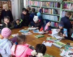 Літературна карусель «Ці незабутні казки»