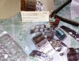Затримано наркоторговця, який збував ацетильований опій  у Станично-Луганському районі 