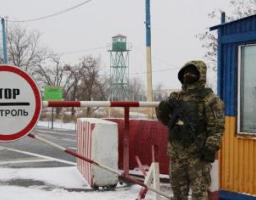 Під час великодніх свят контрольний пункт в’їзду-виїзду на Луганщині працюватиме у штатному режимі 
